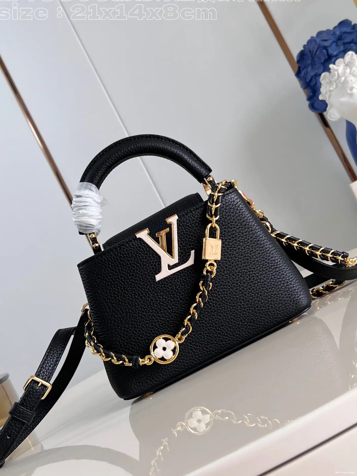 AAA Pruses Bags LOUIS CAPUCINES VUITTON MINI-21*14*8CM 0701